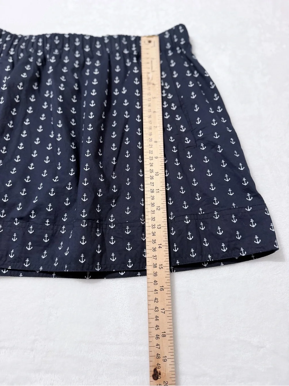 Classic J.Crew navy blue women’s medium skirt